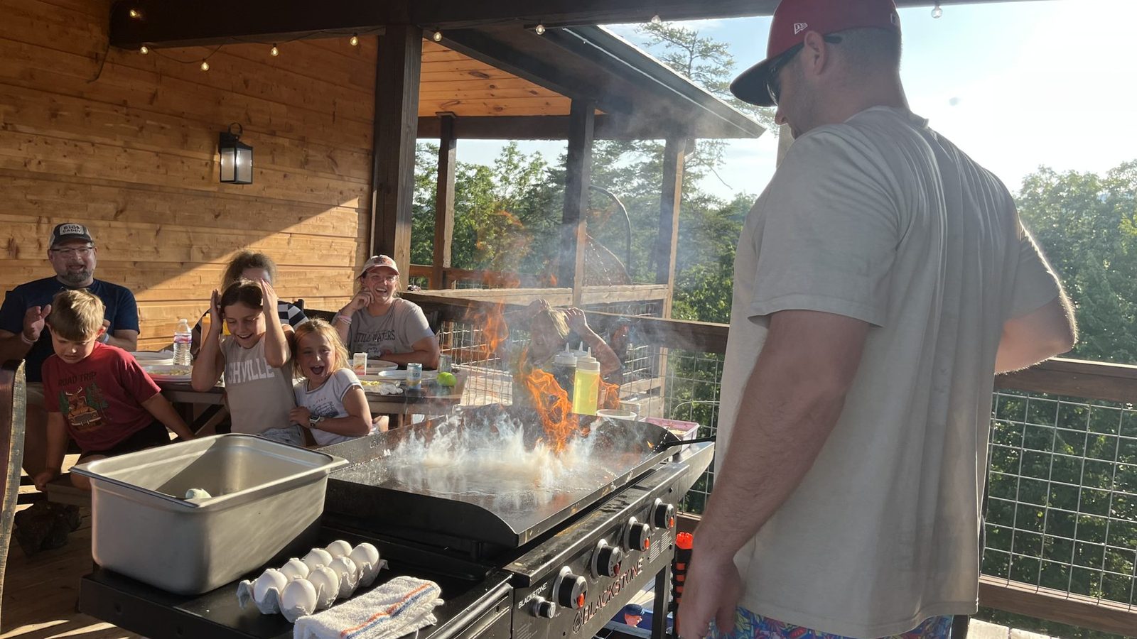 In-home hibachi chef plating a course in Steinhatchee