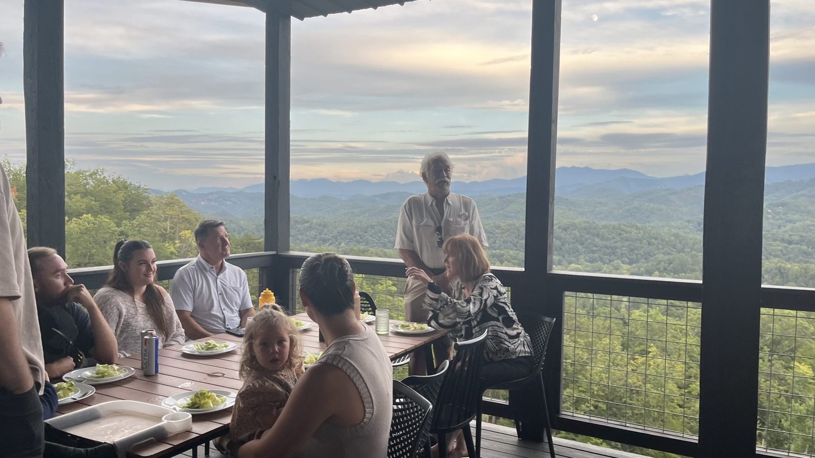 Hibachi at home in Pine Castle — the chef at the grill